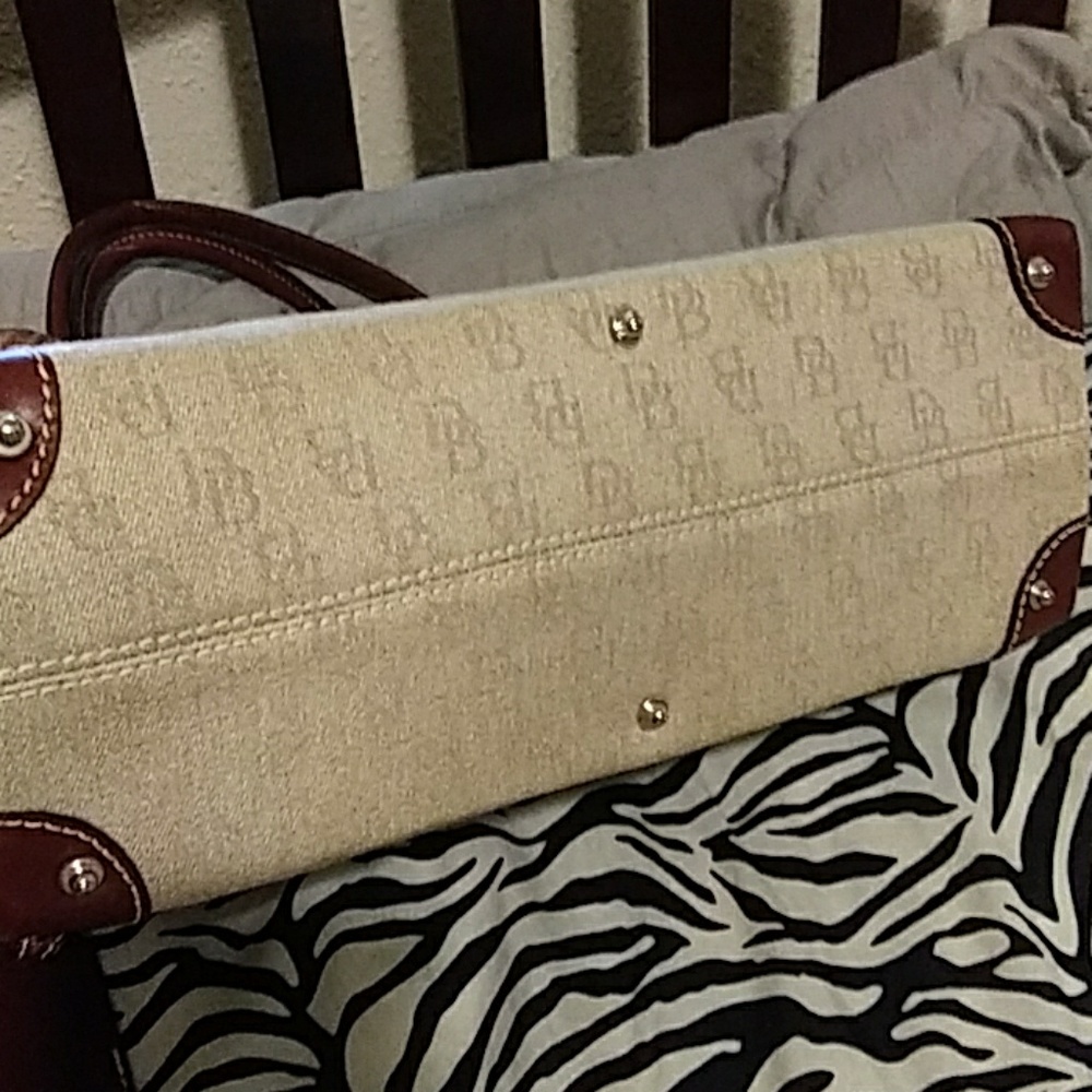 Dooney Handbag And Matching Wristlet - image 7